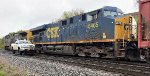 CSX 5465 and the highrailer. 